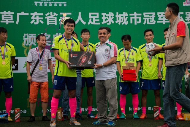 为家乡球队带来首冠！12年前的今天 詹姆斯宣布将重回克利夫兰